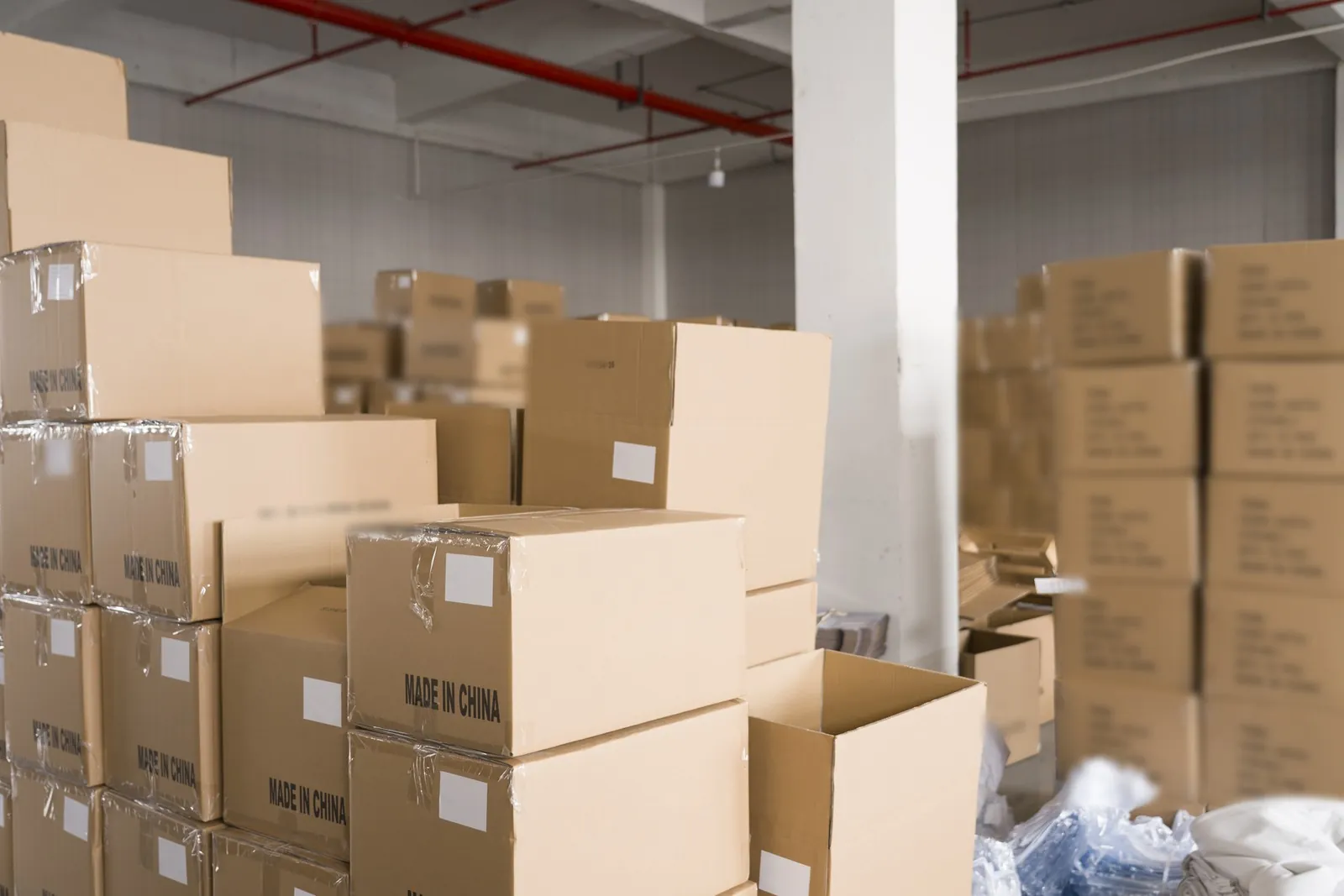 Export cartons staged in the Xinlan warehouse before container loading